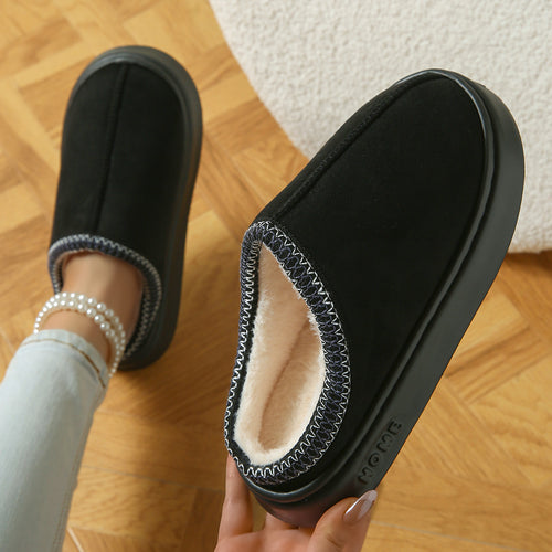 Chaussons Bottes Femme Aspect Daim, Col Brodé, Plateforme – coloris noir