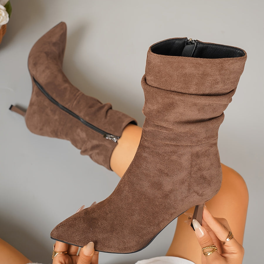 Bottes Daim Femme, Talon Fin Plissé – coloris marron foncé