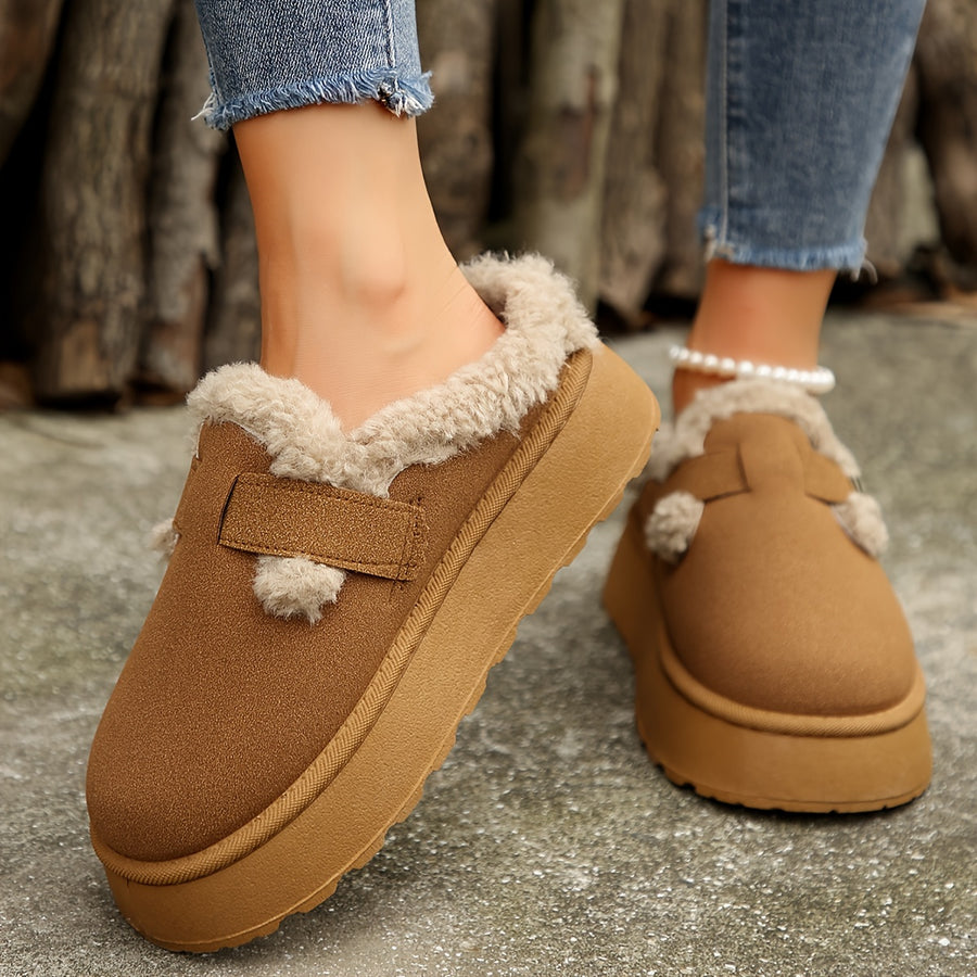 Chausson Botte Femme Aspect Daim, Col Peluche, Boucle – coloris camel