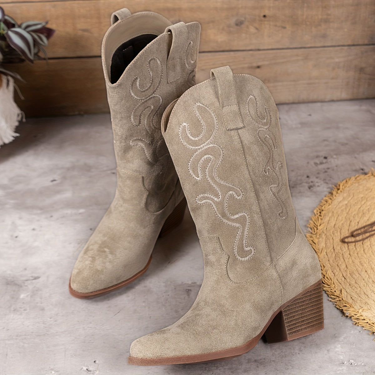 Bottes Cowboy Femme Brodées, Bout Pointu – coloris beige