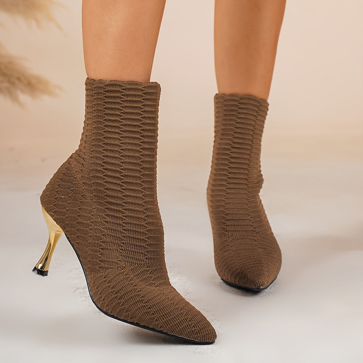 Bottes Chaussettes Femme Maille Texturée, Talon Doré, vue 2