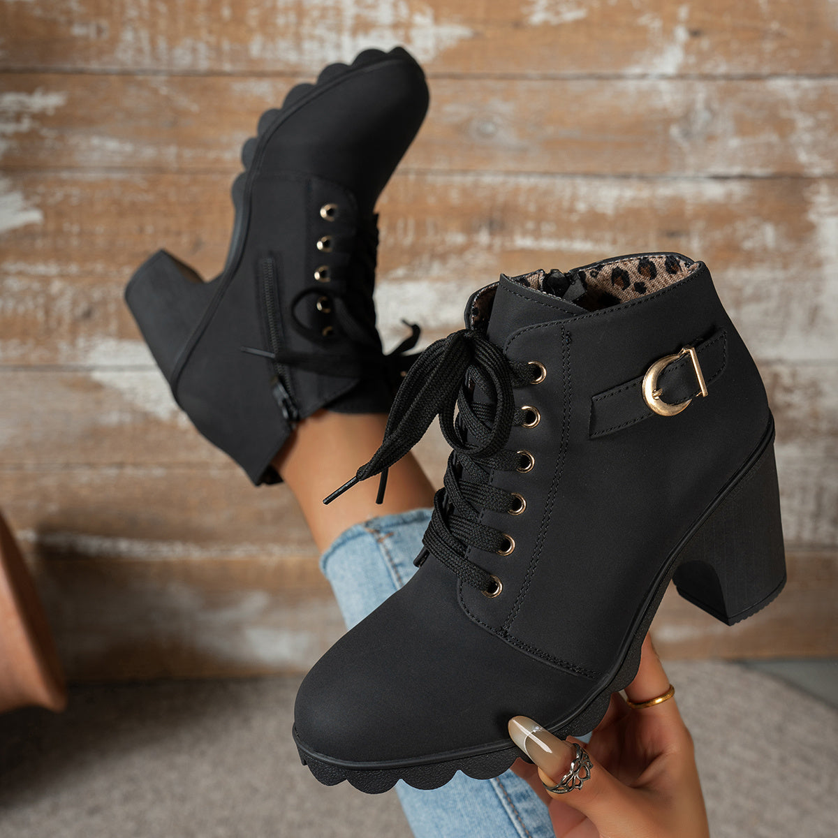 Bottines Femme à Lacets, Talon Bloc – coloris noir