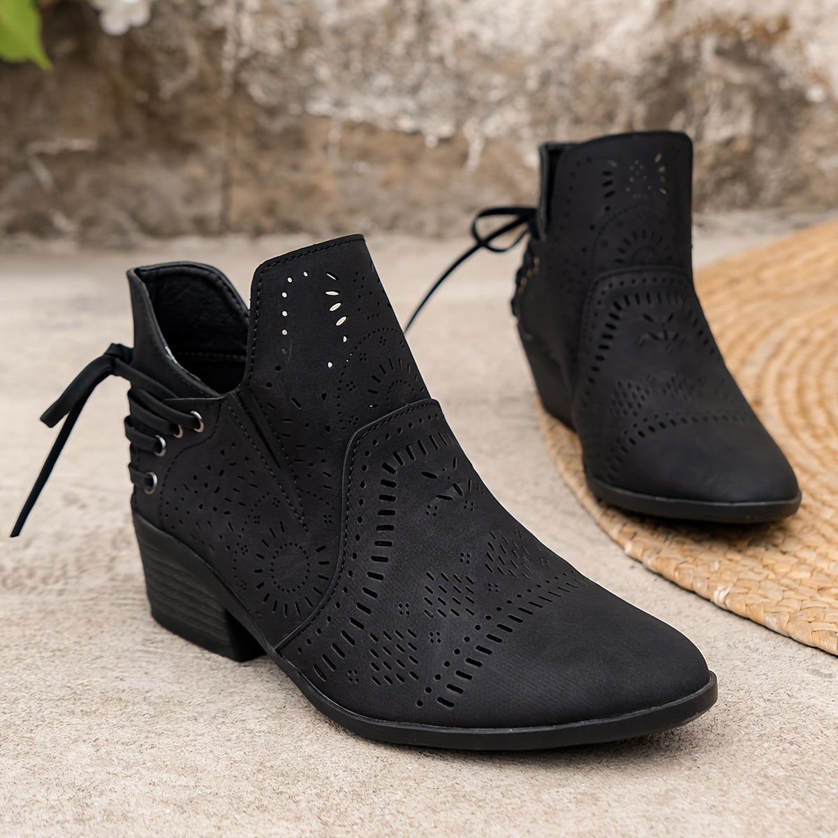 Bottines Ajourées Femme, Effet Daim, 3 Coloris – coloris noir, vue 4