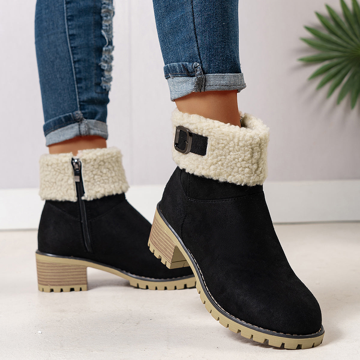 Bottes Fourrées Femme Courtes, Col Sherpa, Aspect Daim, vue 5