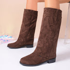 Bottes Plates Femme à Revers, Aspect Daim – coloris café, vue 4