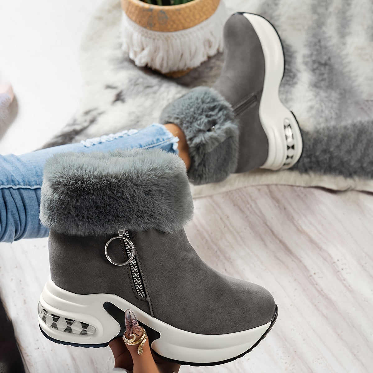 Bottines Plateforme Effet Daim, Col Fausse Fourrure, vue 10