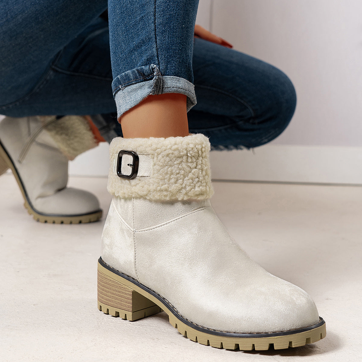 Bottes Fourrées Femme Courtes, Col Sherpa, Aspect Daim, vue 7
