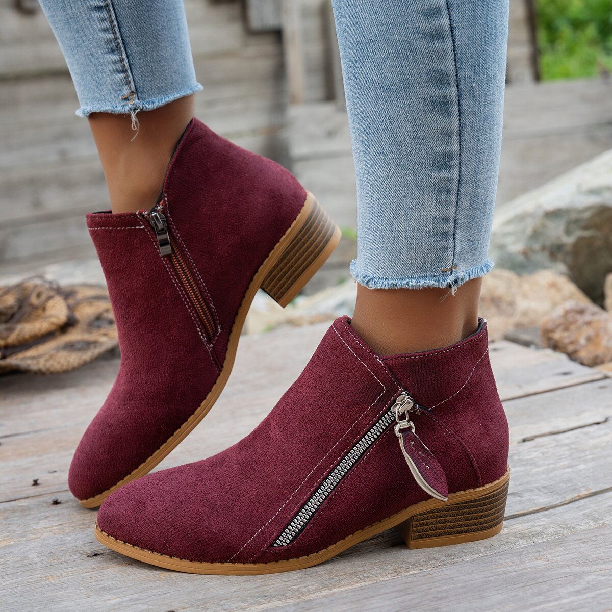 Bottines Femme Bout Pointu, Zip Décoratif – coloris bordeaux