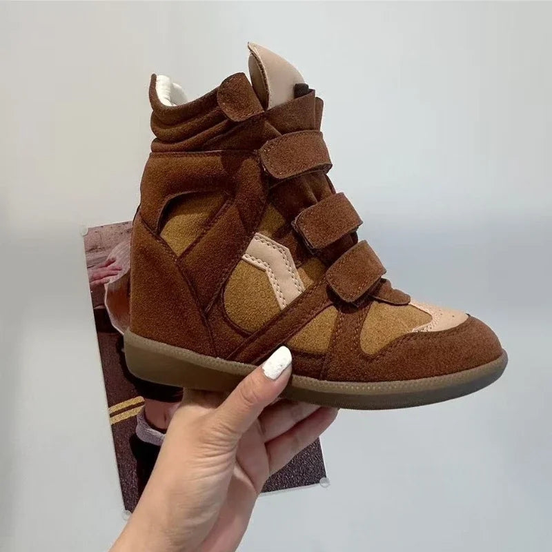 Bottines Compensées Femme Style Baskets, Croûte de Cuir – coloris marron
