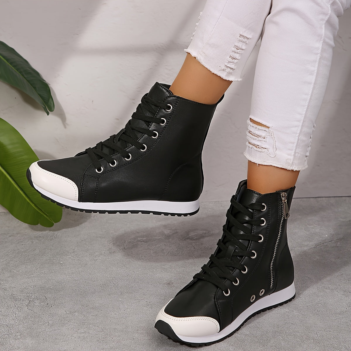 Bottines Sport Femme Similicuir, Lacets et Zip, vue 6
