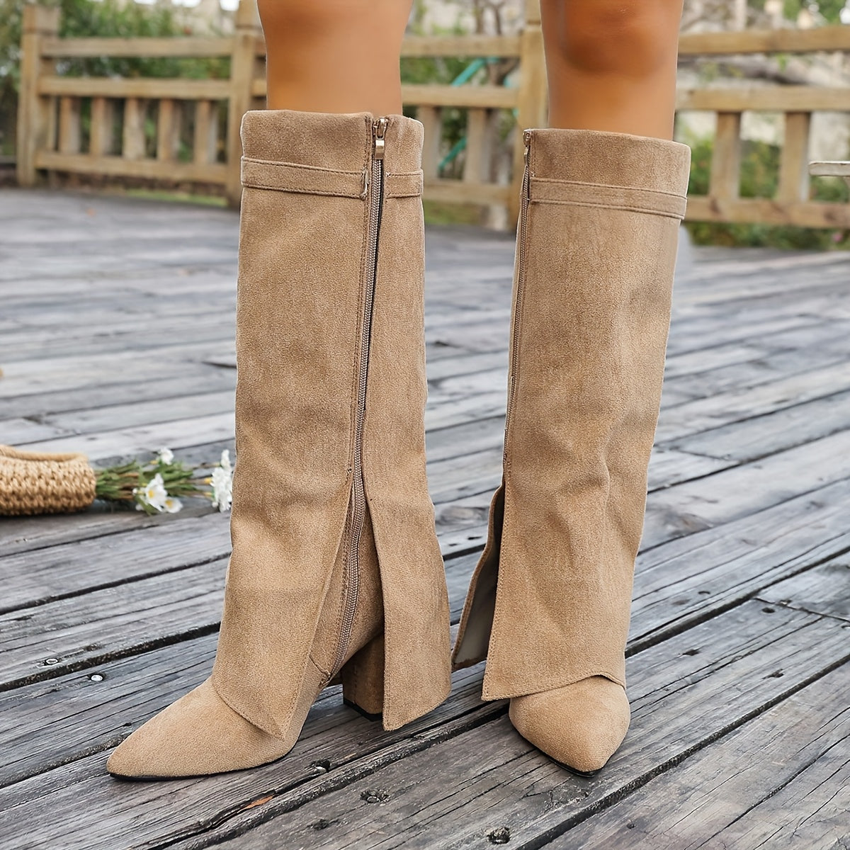 Bottes à Revers Femme Similicuir, Fermoir Doré, Bout Pointu, vue 4