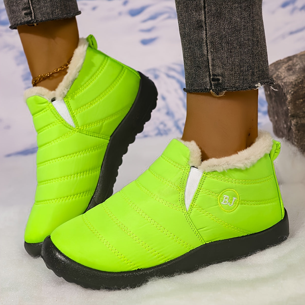 Bottes Hiver Femme à Enfiler, Col Fausse Fourrure – coloris vert fluorescent