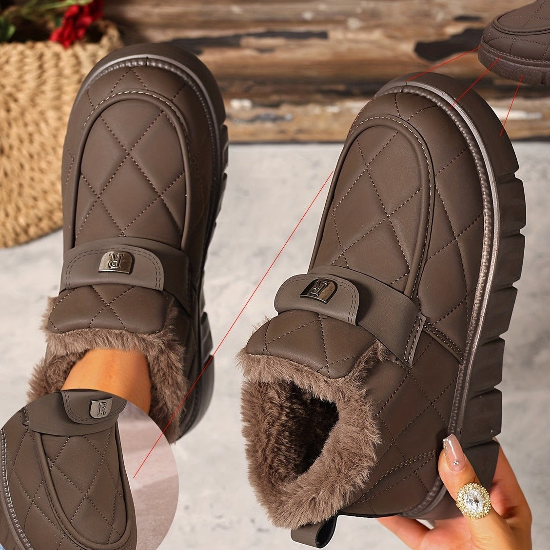 Bottes de Neige Femme Courtes Matelassées, Col Fourrure – coloris café
