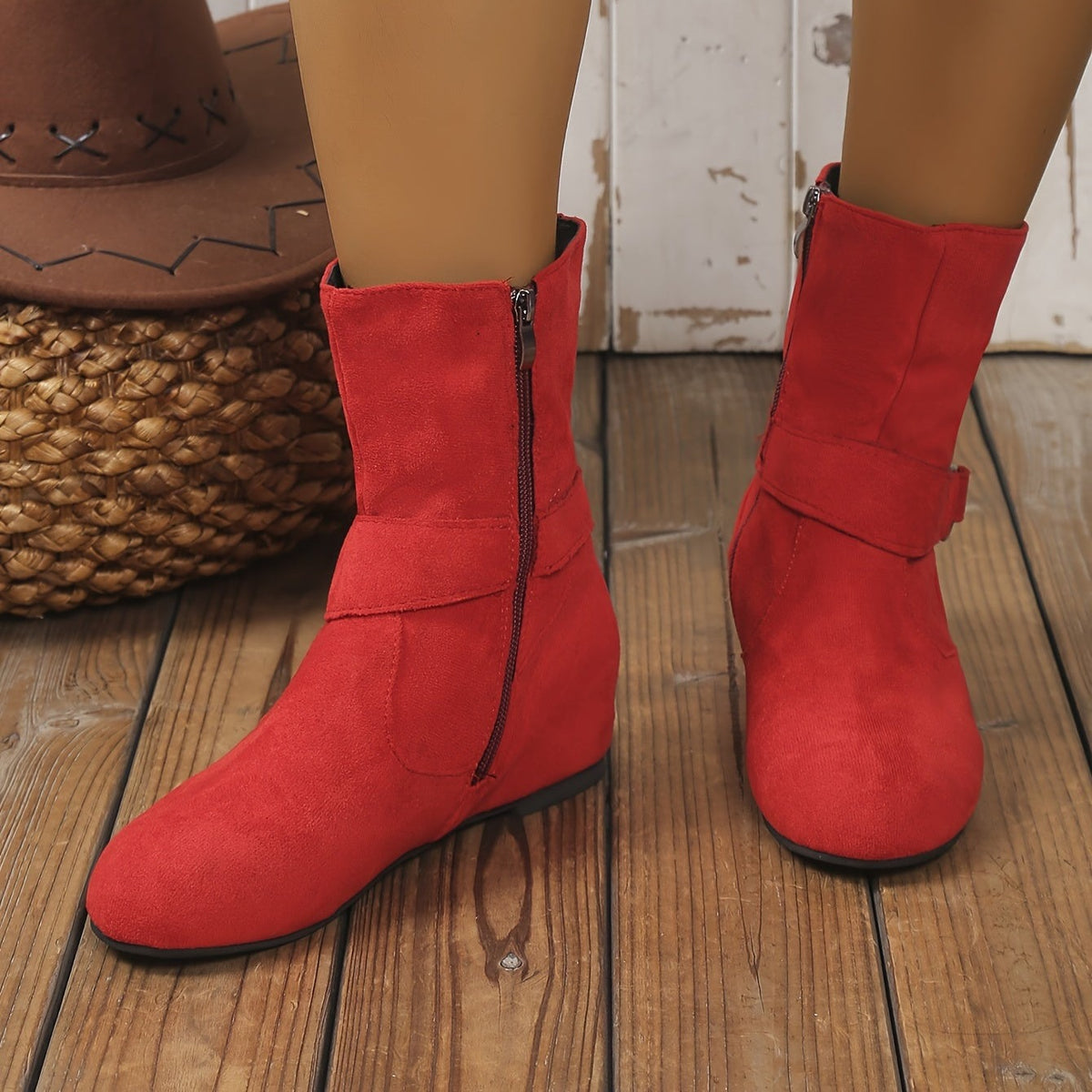 Bottines Femme Aspect Daim, Tige Froncée, Zip et Boucle, vue 7