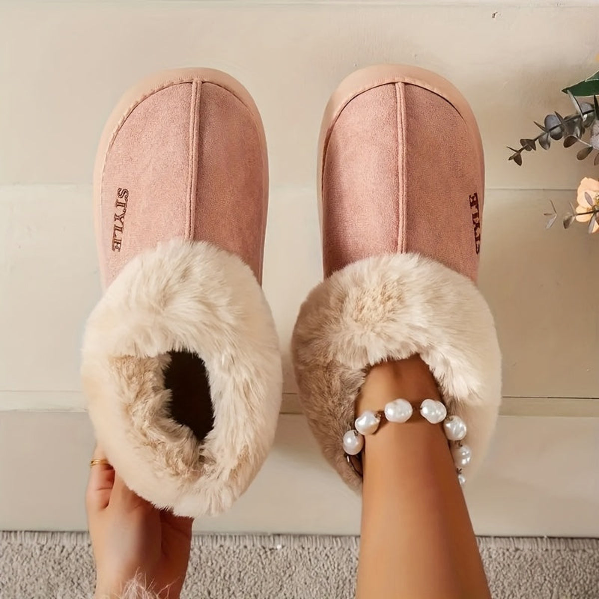Chausson Botte Femme en Peluche, 3 Coloris – coloris rose